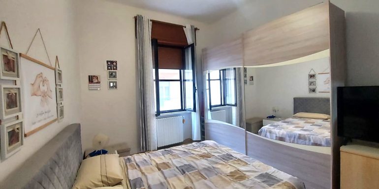 82234770-2750-4a84-99a2-29f71b296e8b